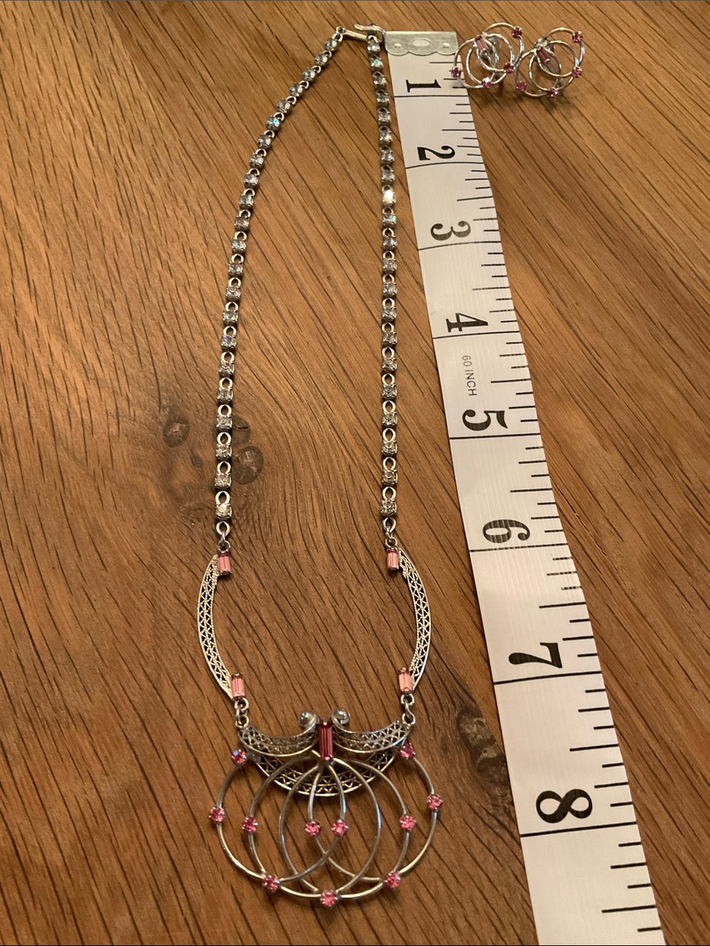 Vintage Costume Jewelry Set With Pink Crystals And Silver Tone Filigree. - Picture 5 of 5